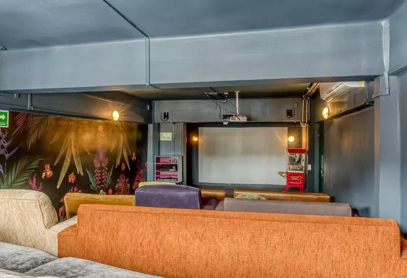 Отель Selina Mexico City Downtown