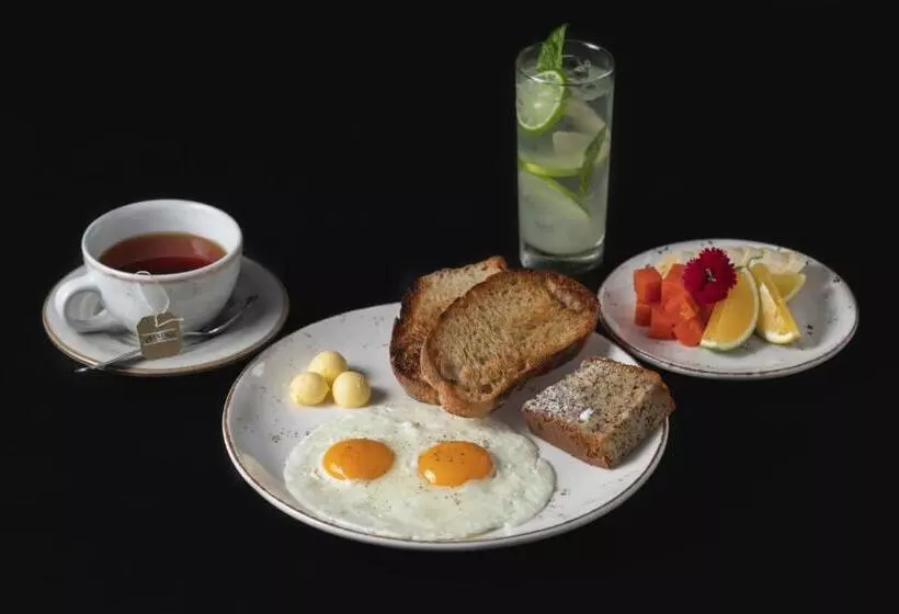 Отель Selina Mexico City Downtown