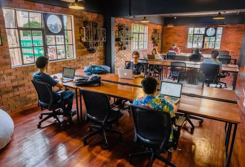 Отель Selina Mexico City Downtown