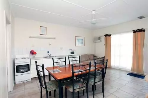 Отель Southport Tourist Park