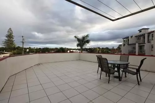 Отель Southport Tourist Park