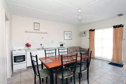 Отель Southport Tourist Park