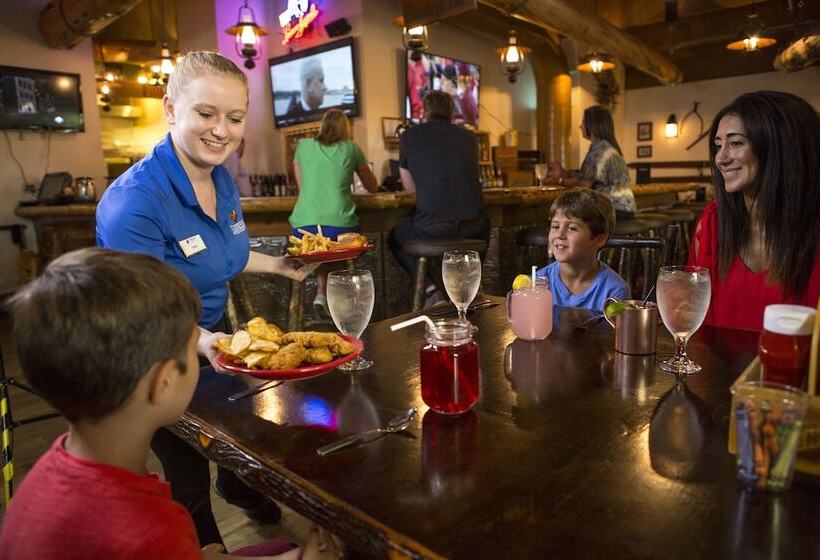 فندق Timber Ridge Lodge And Waterpark