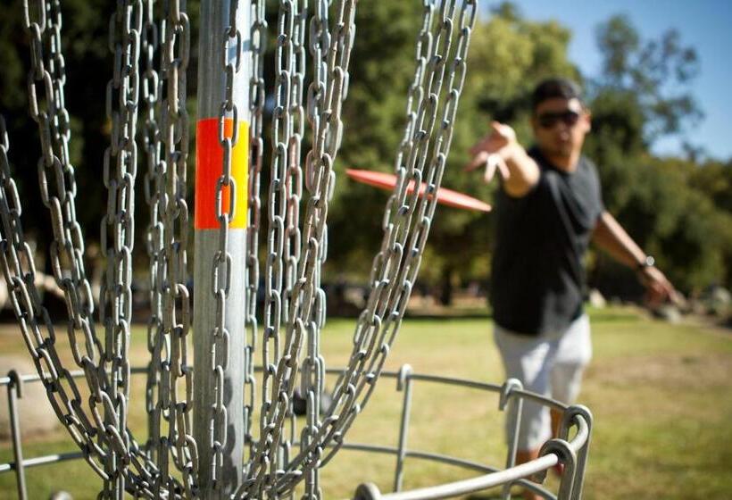 فندق Timber Ridge Lodge And Waterpark