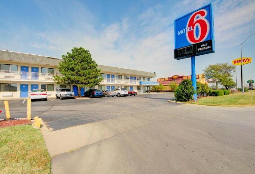 Motel 6wichita, Ks  Airport