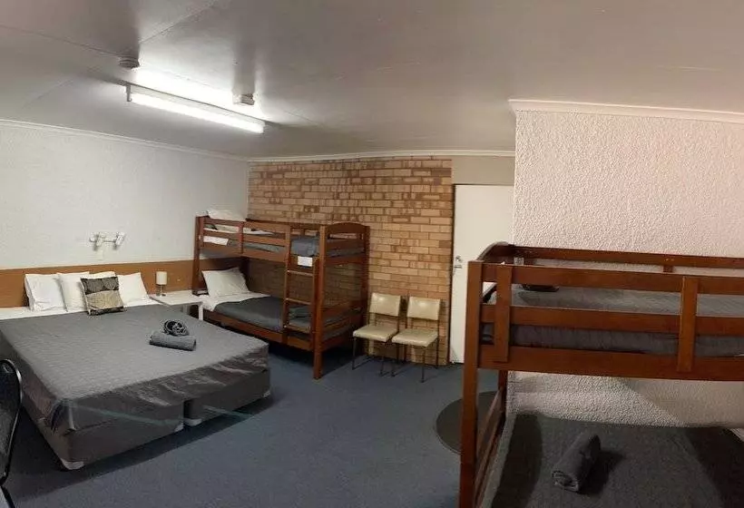 Abajaz Motel Centrally Located Shaded Parking