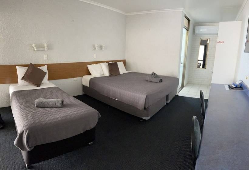 Abajaz Motel Centrally Located Shaded Parking