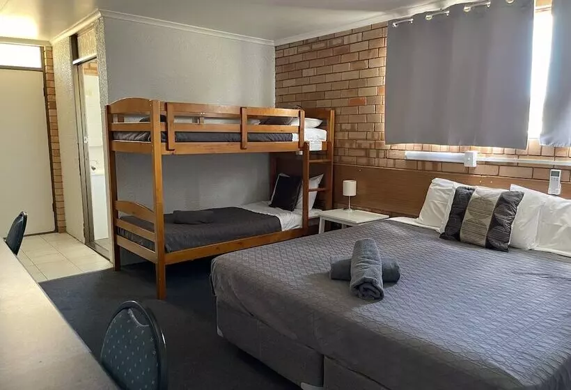 Abajaz Motel Centrally Located Shaded Parking