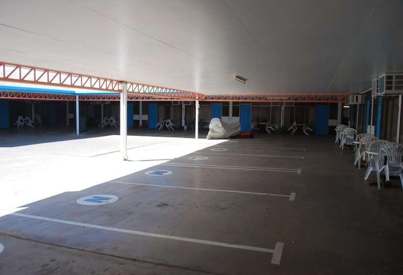 Abajaz Motel Centrally Located Shaded Parking