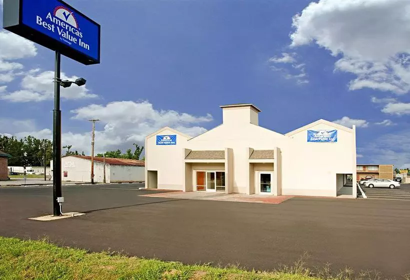 모텔 Econo Lodge Metropolis