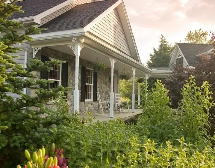 The Inn At Westwynd Farm B&b