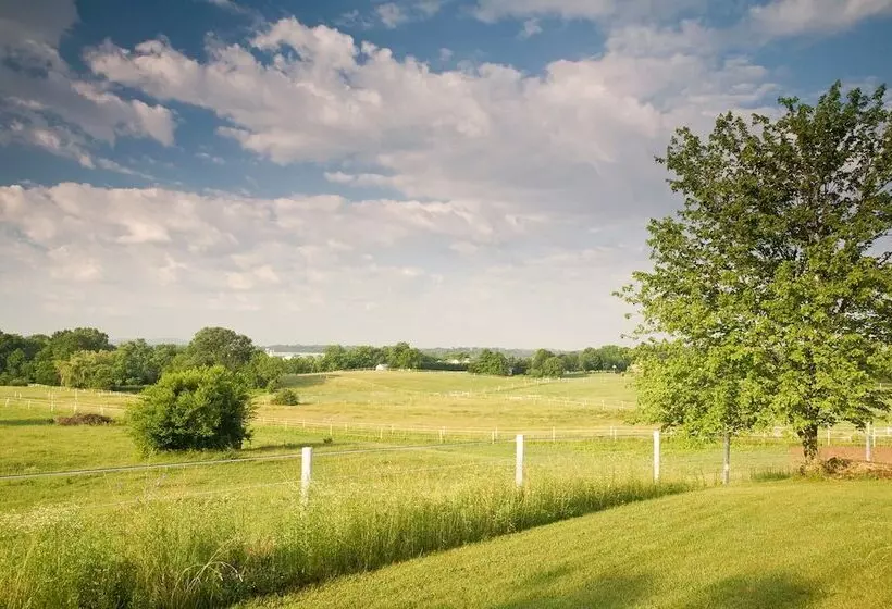 The Inn At Westwynd Farm B&b