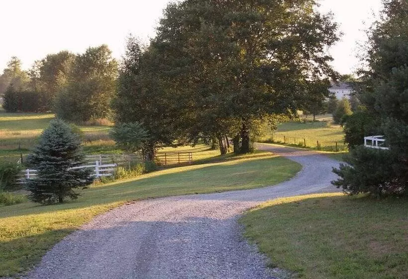 The Inn At Westwynd Farm B&b