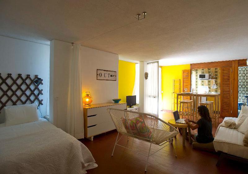 הוסטל Carcavelos Surf House