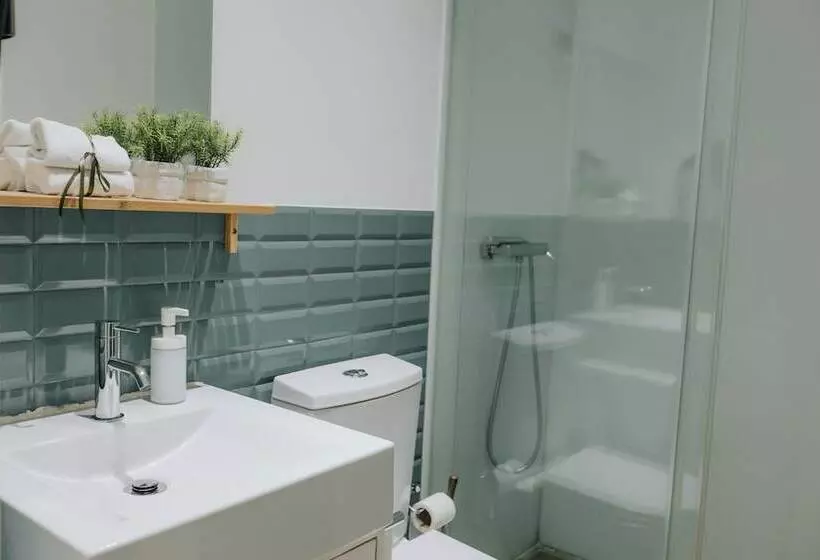 هاستل Trovador Guest House