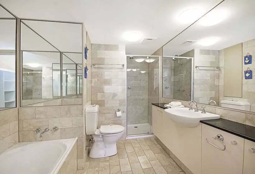 Clubb Coolum Beach Resort