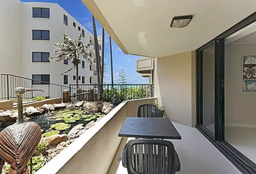 Clubb Coolum Beach Resort