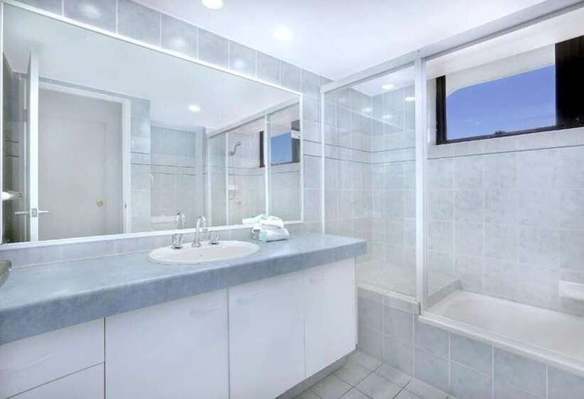 Genesis Apartments By Gold Coast Premium