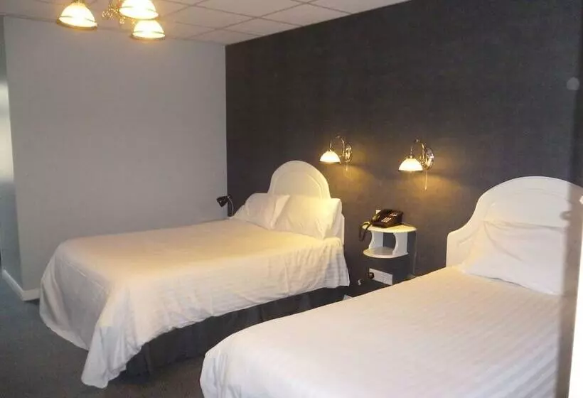 Hotel 5 Corners Guest Inn