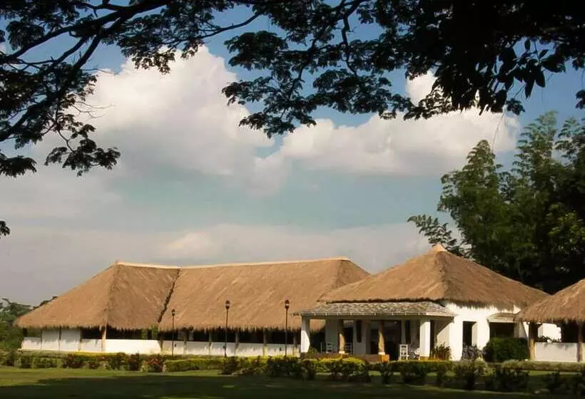 Отель Cinaruco Caney