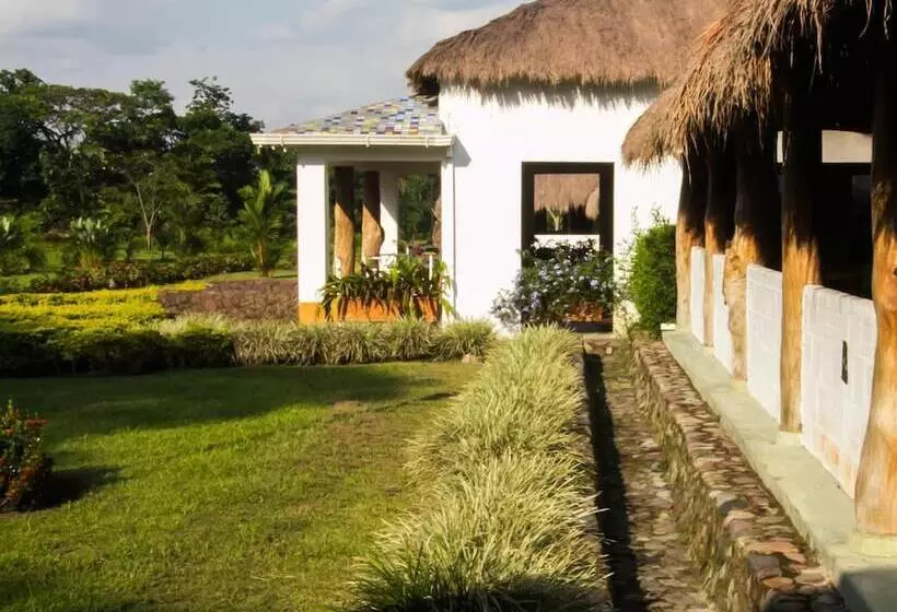 Отель Cinaruco Caney