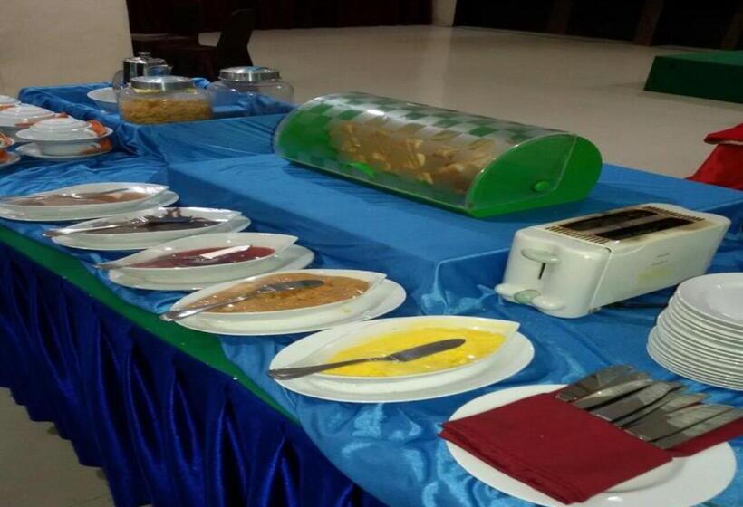 בית מלון כפרי Mariat Sorong