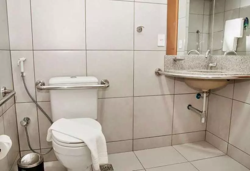 هتل Mega Moda Goiania