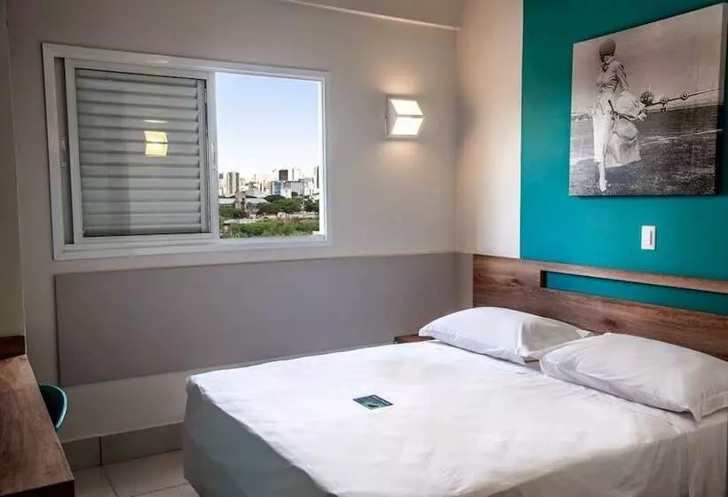 هتل Mega Moda Goiania