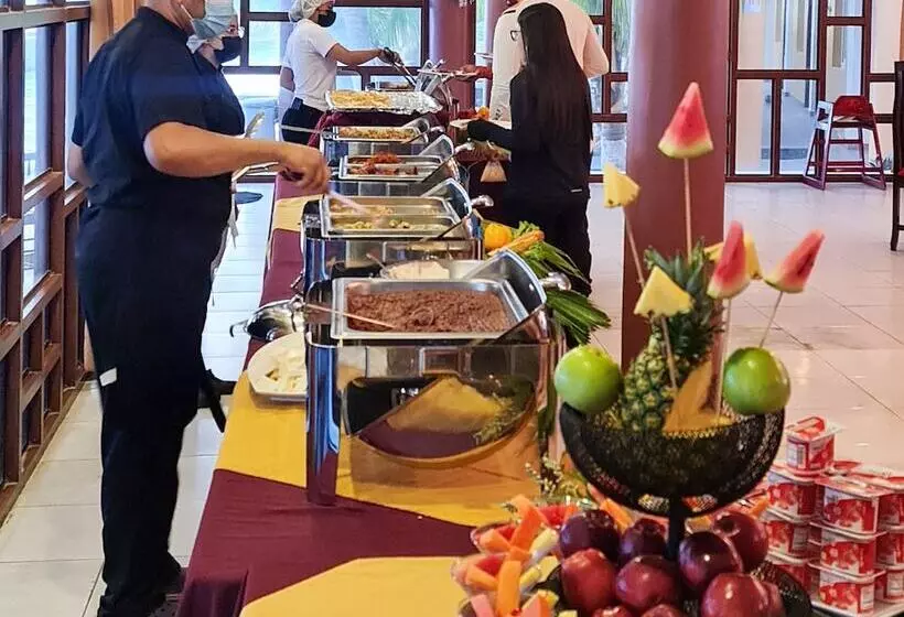 هتل Partenon Beach