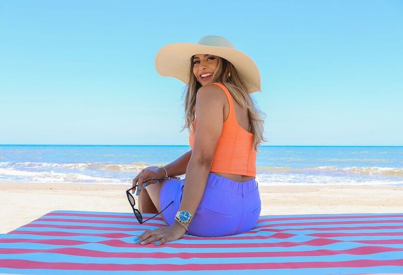 هتل Partenon Beach