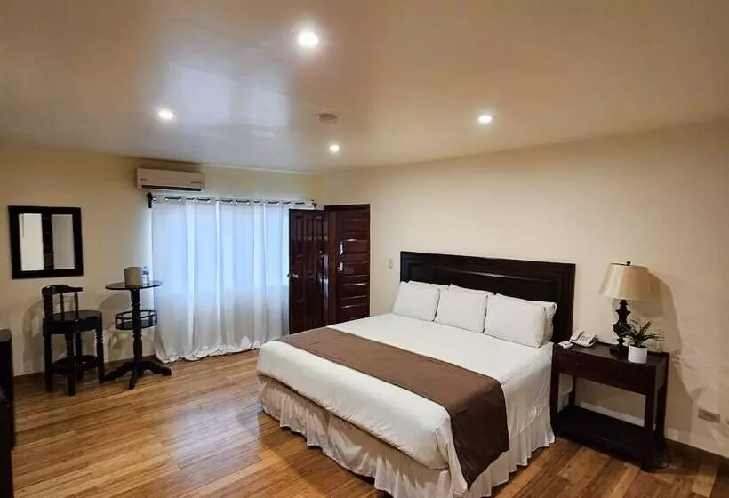 هتل Partenon Beach