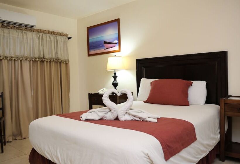 هتل Partenon Beach