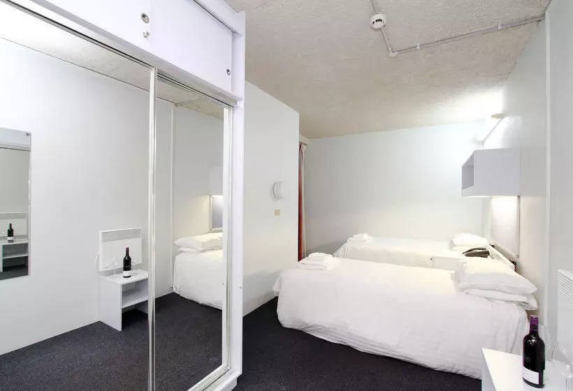 酒店 Randwick Space