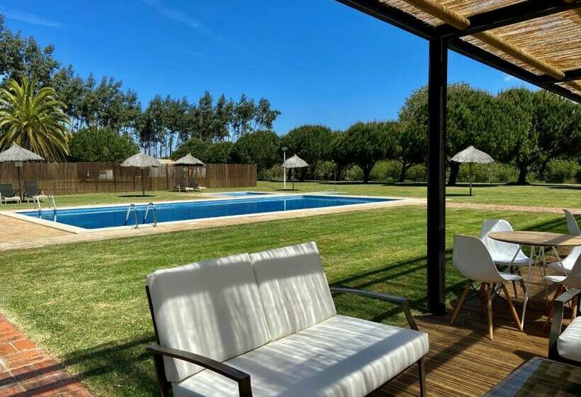 فندق ريفى Herdade Moita Mar   Country & Sea
