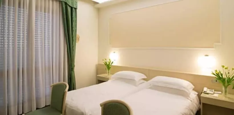 هتل Terme Antoniano