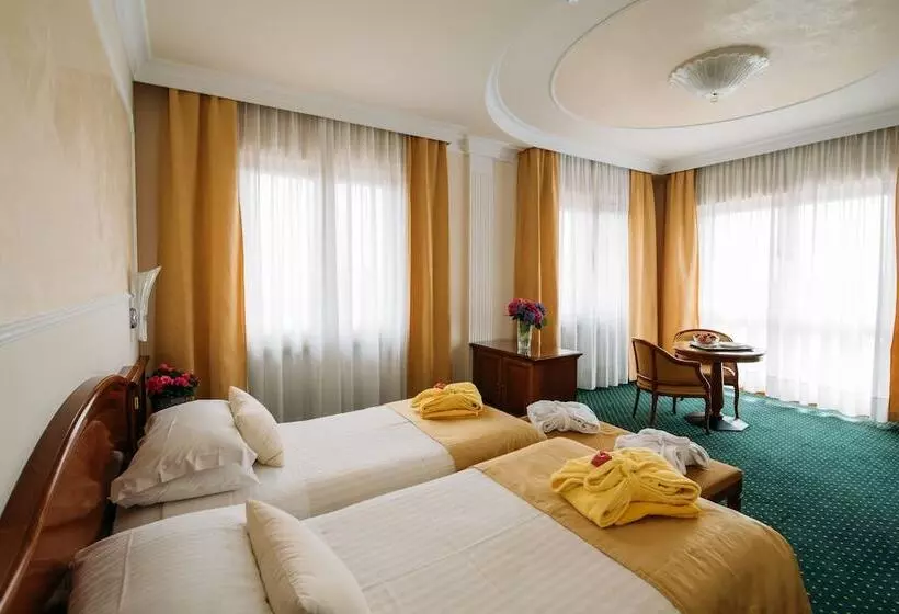 هتل Terme Antoniano