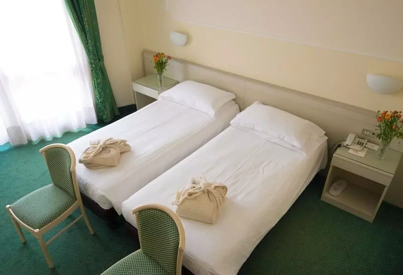 هتل Terme Antoniano