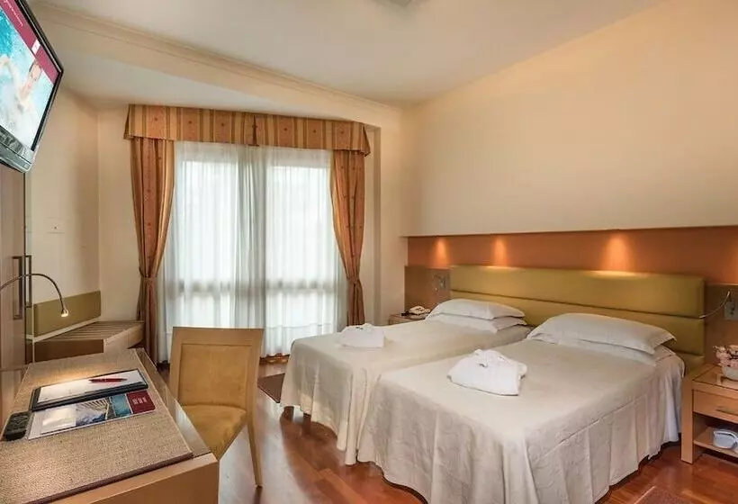 هتل Terme Antoniano