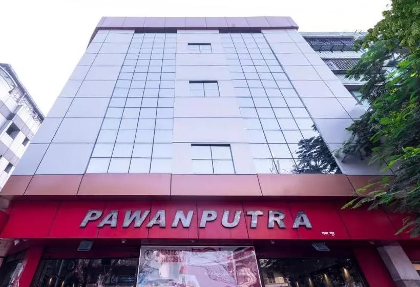 ホテル Treebo Pawan Putra