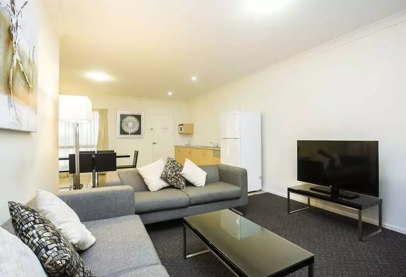 مُتل Coral Cay Resort