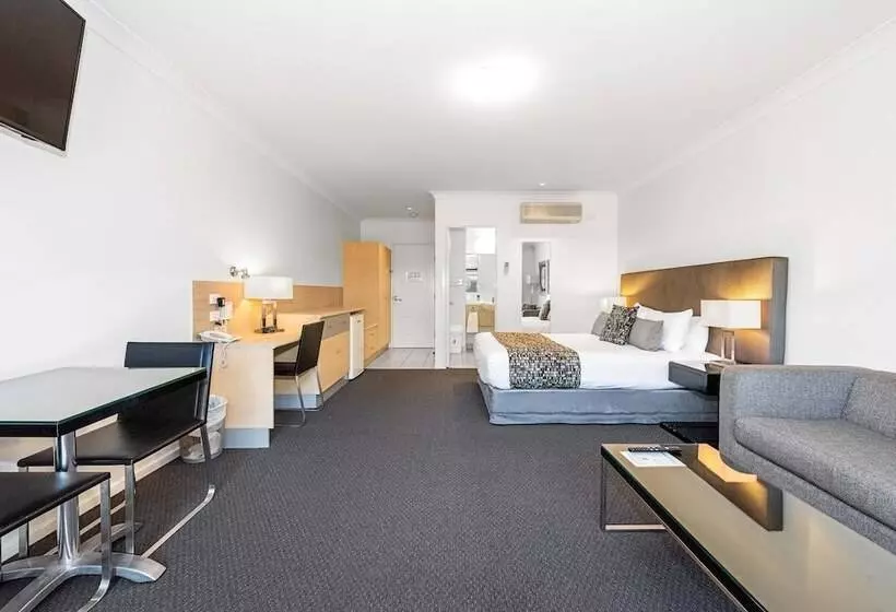 مُتل Coral Cay Resort