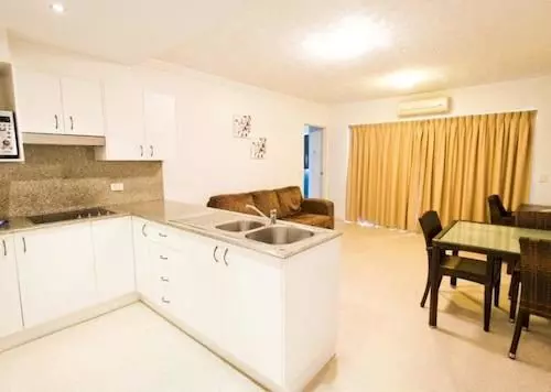 Southern Cross Motel