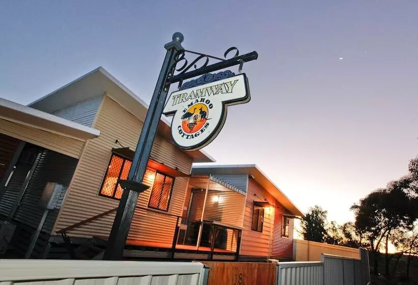 Emaroo Cottages Broken Hill