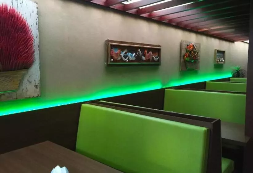 Hôtel (catégorie 1/2 *) Pousada Do Sol Ponta Verde