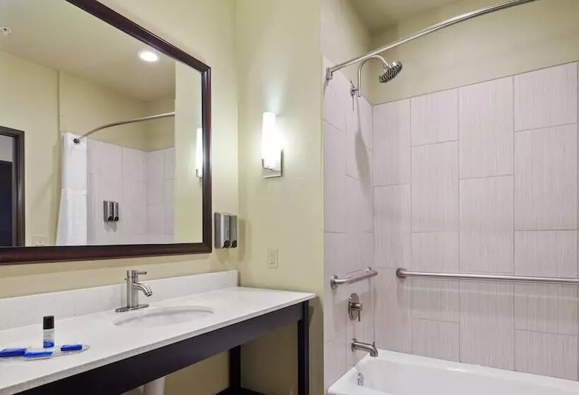 호텔 Best Western Lindsay Inn & Suites