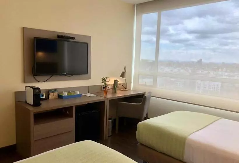 בית מלון כפרי Bh Usaquen