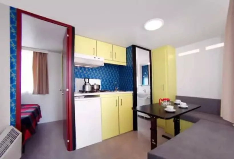 هتل Camping Serenella