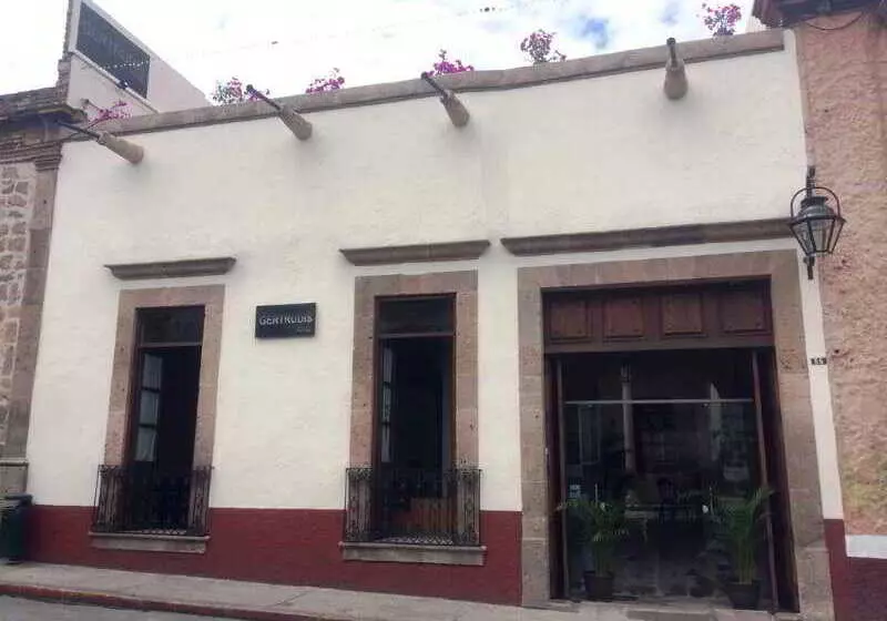 Отель Gertrudis