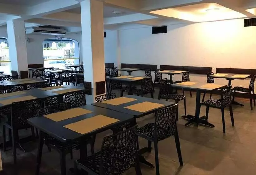 בית מלון כפרי Guarujá Inn