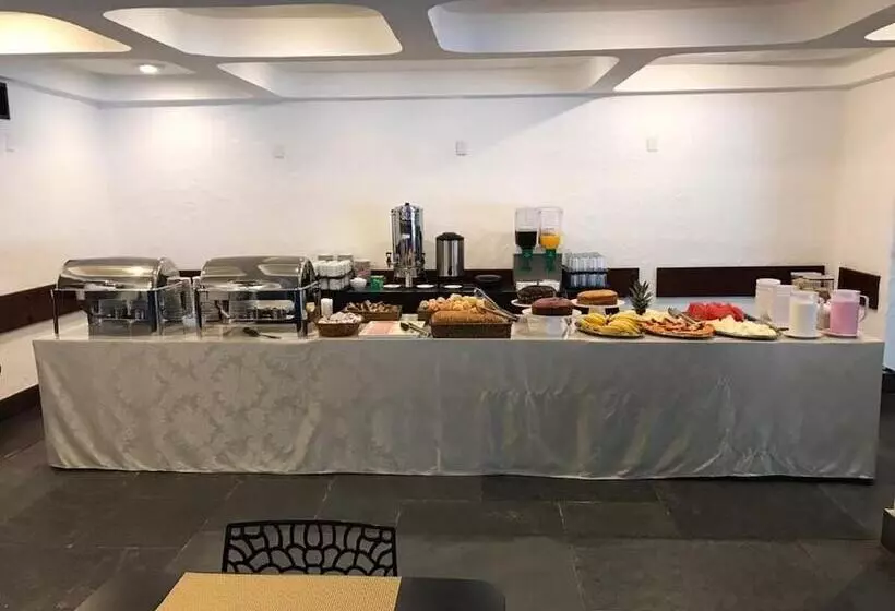 בית מלון כפרי Guarujá Inn